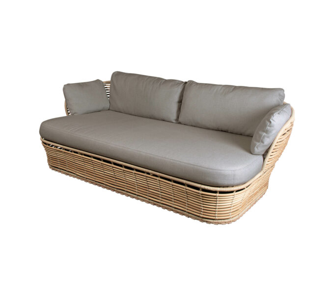 Die Basket Lounge natur mit QuickDry-Kissen in taupe von Cane-line.