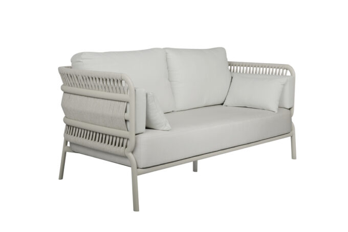 2 1/2-Sitzer Sofa 106 von mindo in beigem Rope und hellgrauem Alu-Gestell.