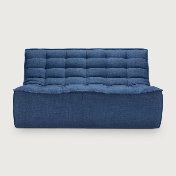 Vom Modulsofa N701 der 2-Sitzer in blau von Ethnicraft.