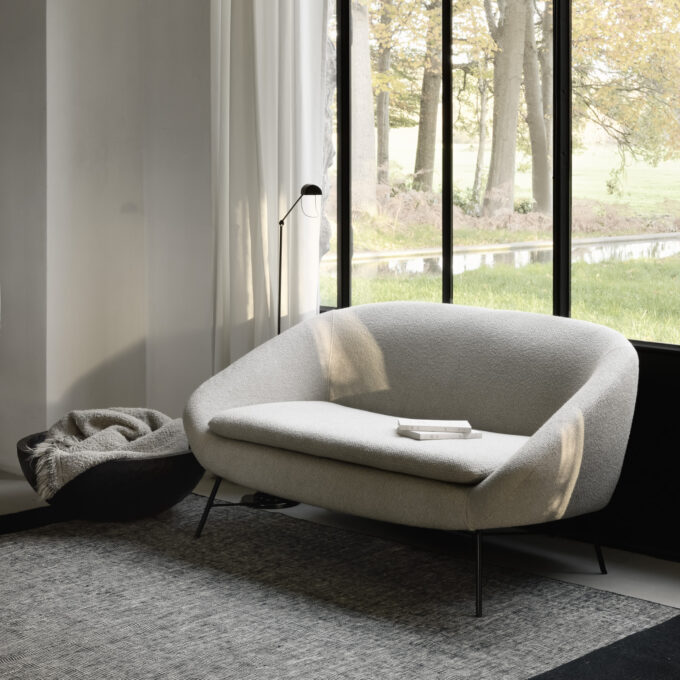 Das Barrow Sofa in Off White von Ethnicraft.