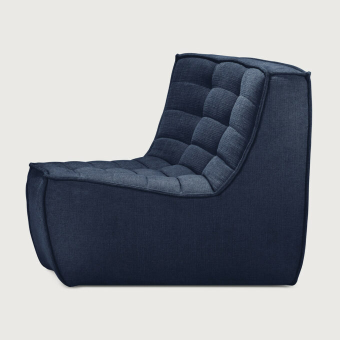 Seitenansicht des runden Ecken 45 Modulsofa N701 in Graphite Eco von Ethnicraft.