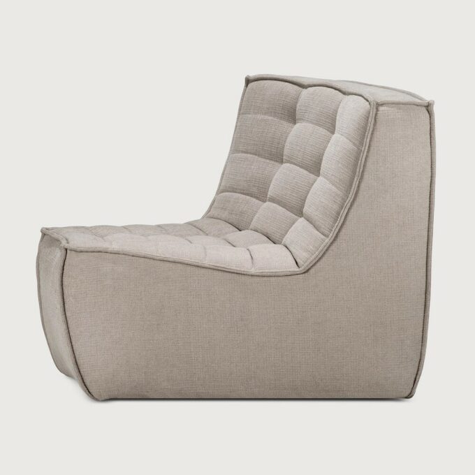 Die runde Ecke 45 vom Modulsofa N701 in Ecru Eco von Ethnicraft.