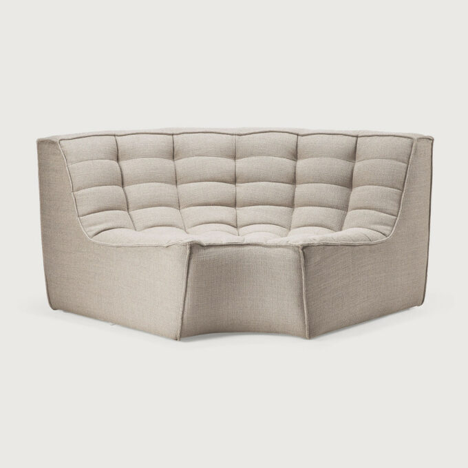 Von Ethnicraft Modulsofa N701 runder Ecke in beige.