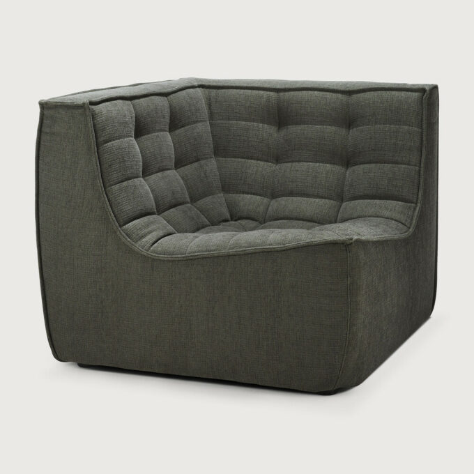 Von Ethnicraft der eckige Ecke Modulsofa N701 in Moss Eco.